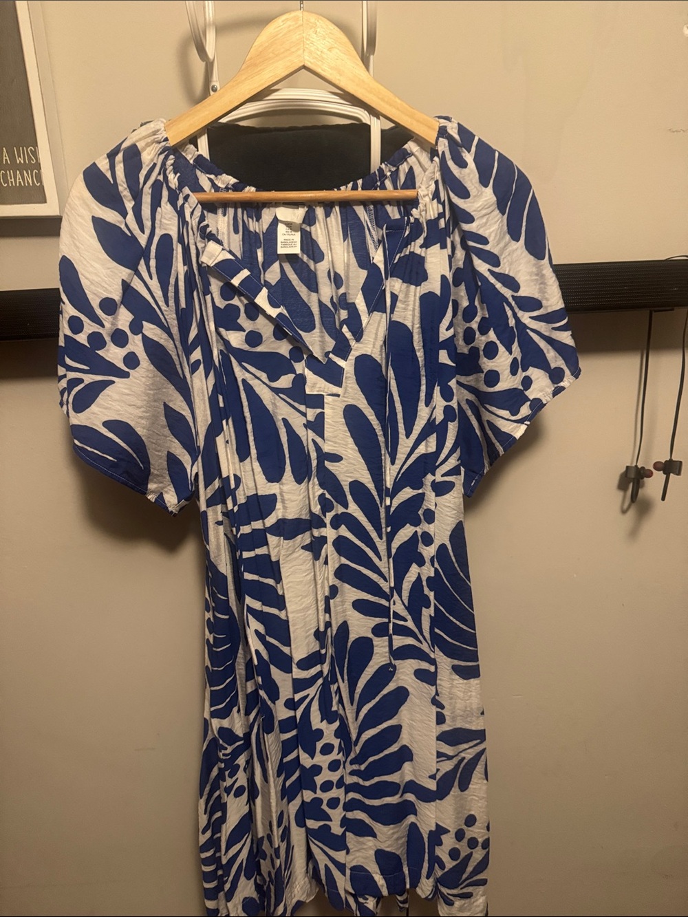 H&M Blue and White Leaf-Print Midi Dress